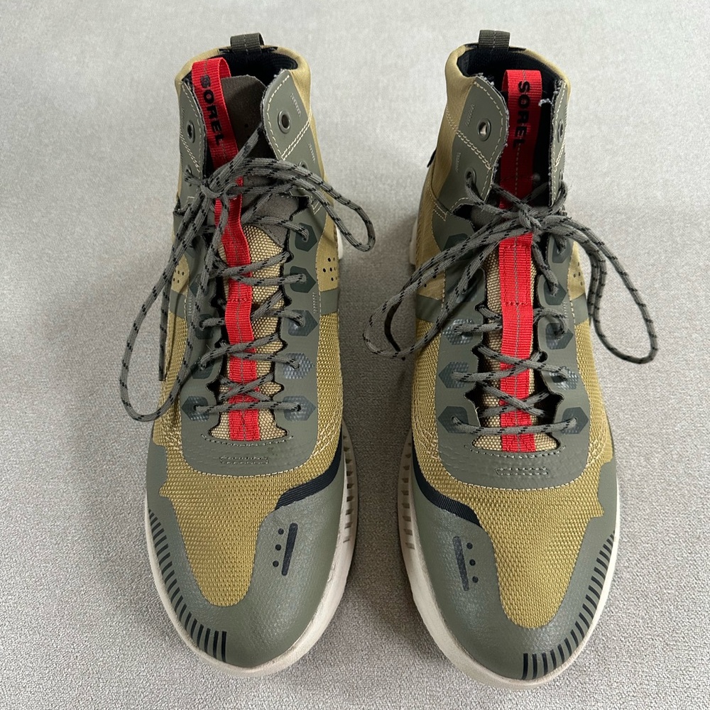 Sorel Men's Mac Hill Lite Rush Waterproof Sneaker Boot. 10.5